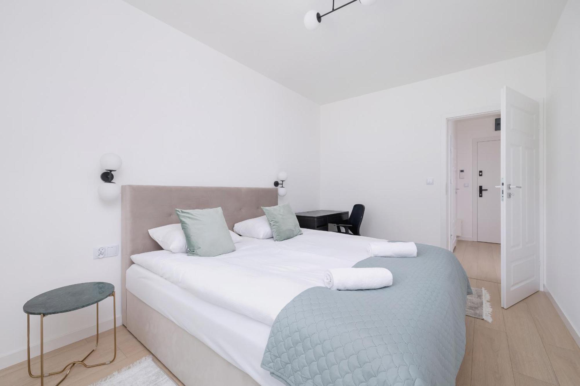 Krowoderska Apartment With Balcony Near City Center By Rent Like Home Cracovia Exterior foto
