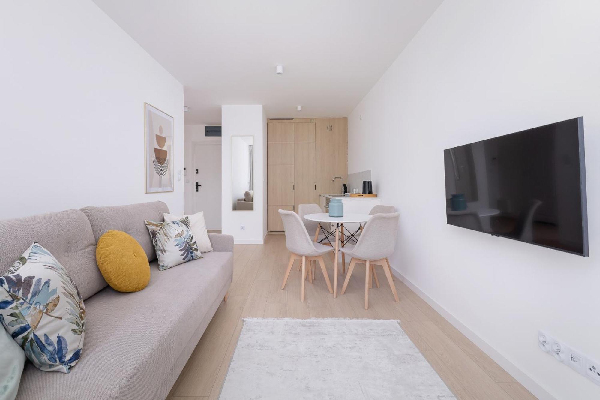 Krowoderska Apartment With Balcony Near City Center By Rent Like Home Cracovia Exterior foto